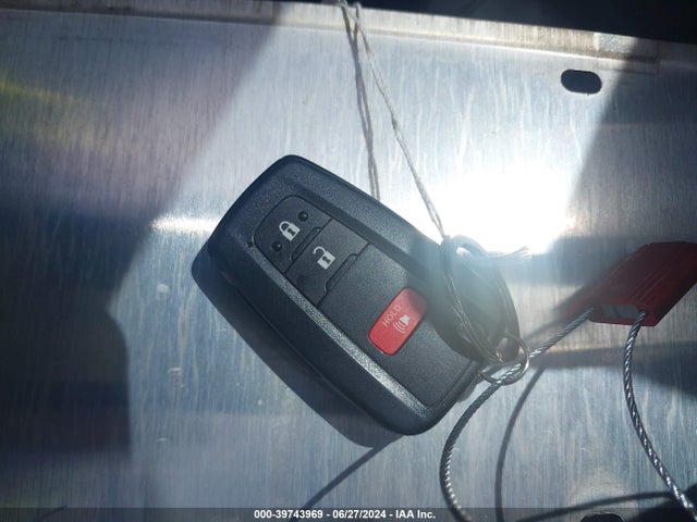 Toyota Rav4 Xle 2019 JTMW1RFV7KD511568 Image 11