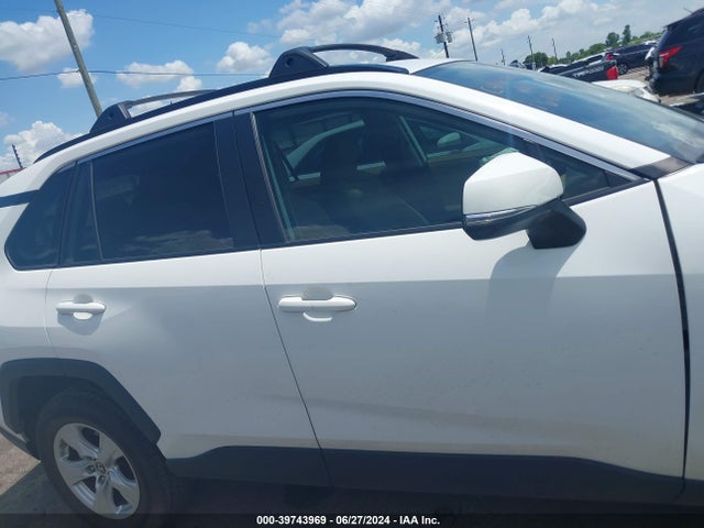 Toyota Rav4 Xle 2019 JTMW1RFV7KD511568 Image 13