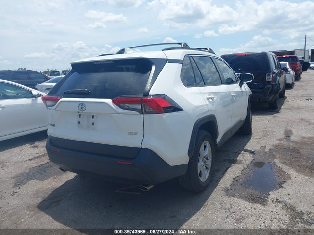 Toyota Rav4 Xle 2019 JTMW1RFV7KD511568 Image 4