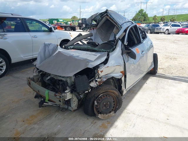Nissan Versa 1.6 Sv 2014 3N1CN7AP2EK456524 Image 2