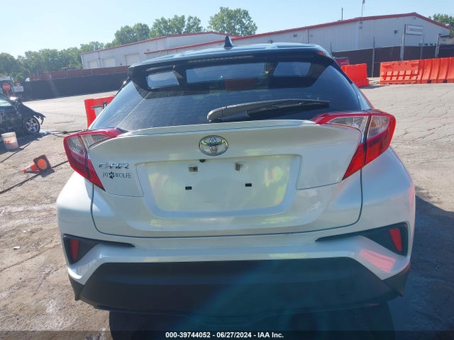 Toyota C-HR XLE 2020 JTNKHMBX0L1068764 Image 17
