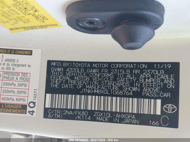 Toyota C-HR XLE 2020 JTNKHMBX0L1068764 Image 9