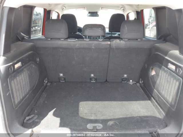 ZACCJBBT8FPB27997 Jeep Renegade Latitude