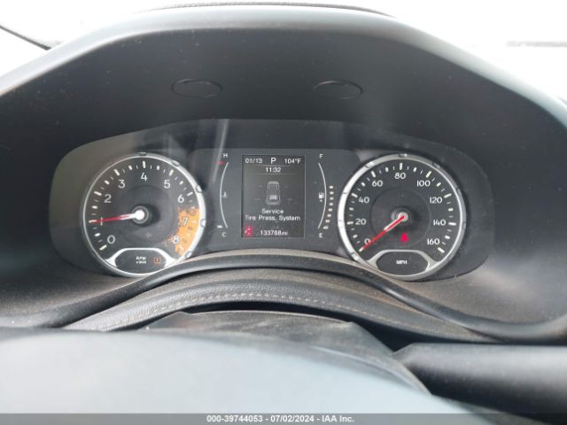 ZACCJBBT8FPB27997 Jeep Renegade Latitude