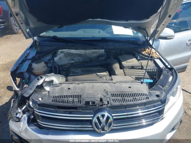 WVGBV3AX2EW606813 Volkswagen TIGUAN SE