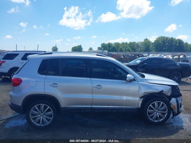 WVGBV3AX2EW606813 Volkswagen TIGUAN SE