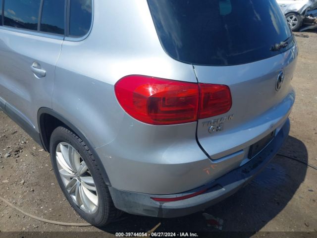 WVGBV3AX2EW606813 Volkswagen TIGUAN SE