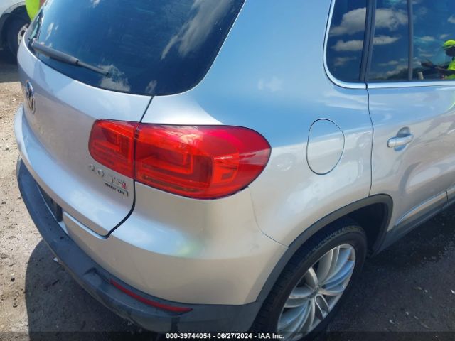 WVGBV3AX2EW606813 Volkswagen TIGUAN SE