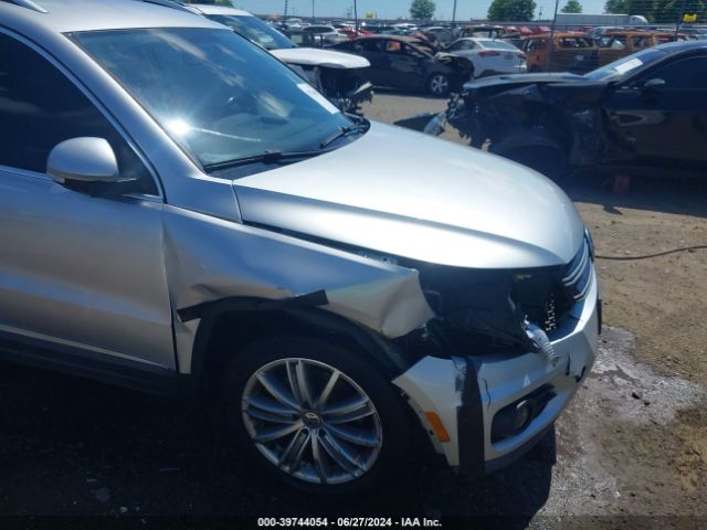 WVGBV3AX2EW606813 Volkswagen TIGUAN SE