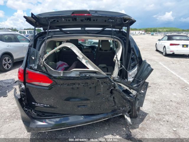 2C4RC1EG4HR683896 Chrysler Pacifica Touring-l Plus