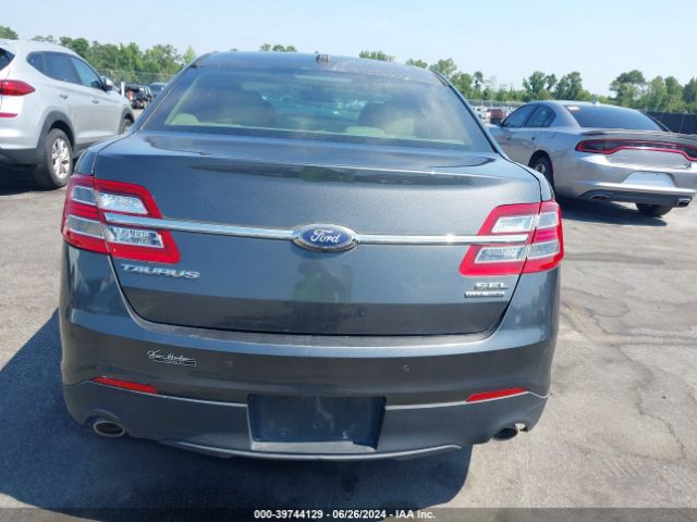 1FAHP2E81JG132336 Ford TAURUS SEL