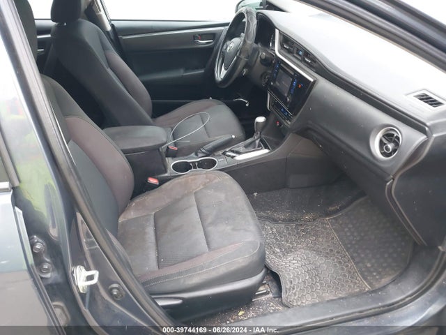 Toyota COROLLA LE 2018 5YFBURHE6JP816235 Image 5