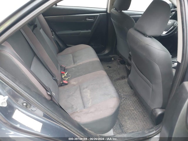 Toyota COROLLA LE 2018 5YFBURHE6JP816235 Image 8