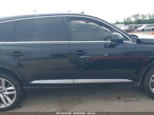 WA1VAAF70JD009606 Audi Q7 3.0t Premium