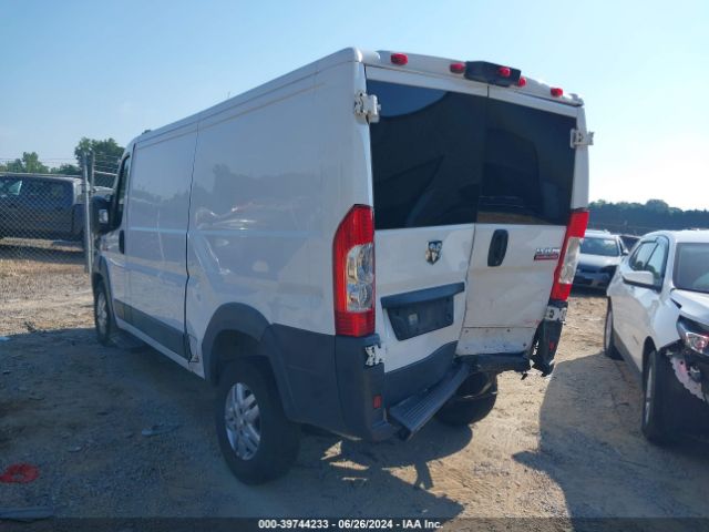 3C6TRVAG2JE109006 RAM Promaster 1500 Low Roof 136 Wb