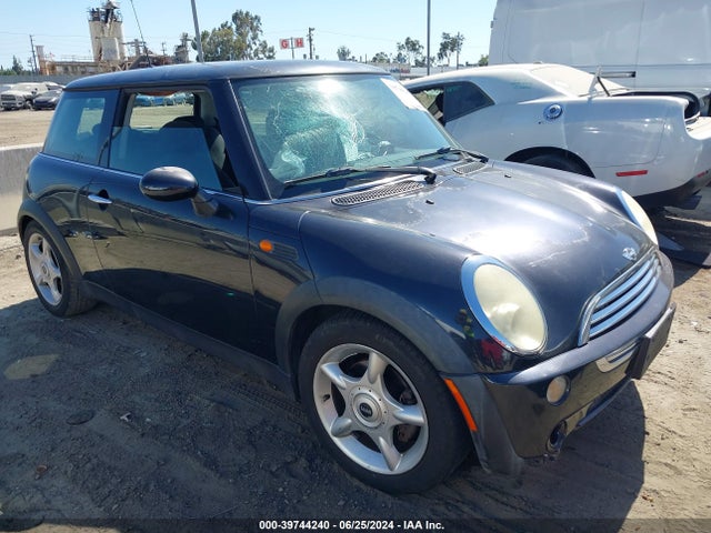2005 MINI COOPER WMWRC33415TJ67713 Photo 0