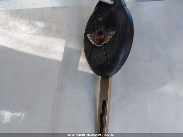 2005 MINI COOPER WMWRC33415TJ67713 Photo 10