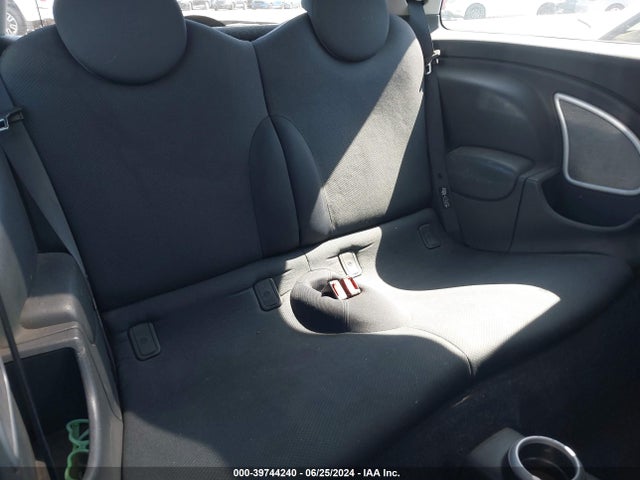 2005 MINI COOPER WMWRC33415TJ67713 Photo 7