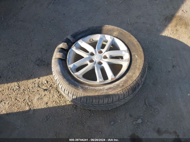 5XYKT3A6XEG473930 KIA SORENTO LX