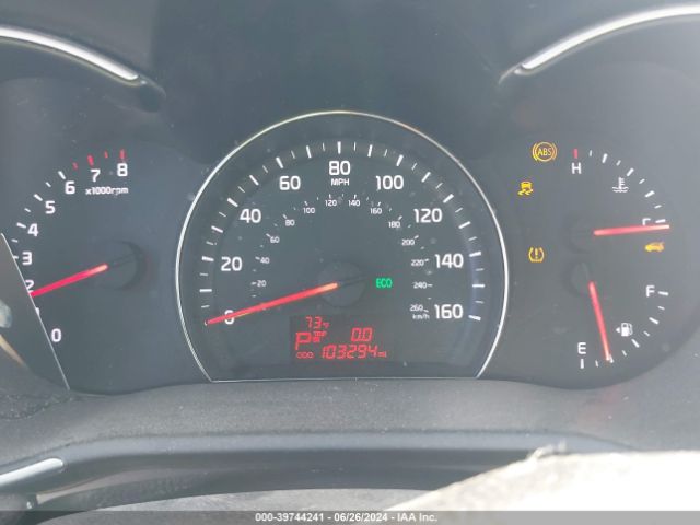 5XYKT3A6XEG473930 KIA SORENTO LX