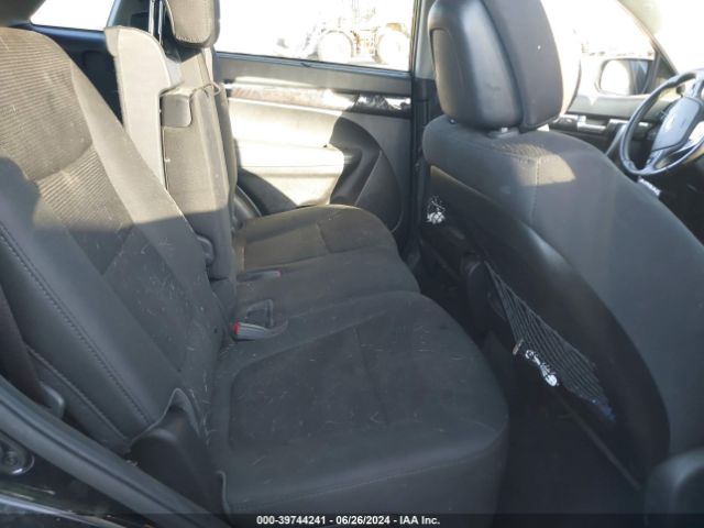 5XYKT3A6XEG473930 KIA SORENTO LX