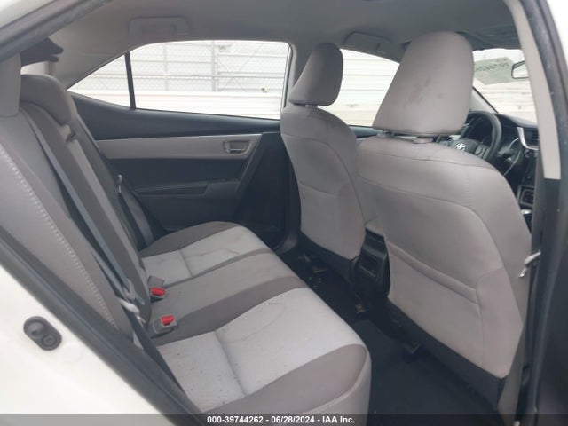 Toyota COROLLA LE 2018 5YFBURHE9JP797230 Image 8