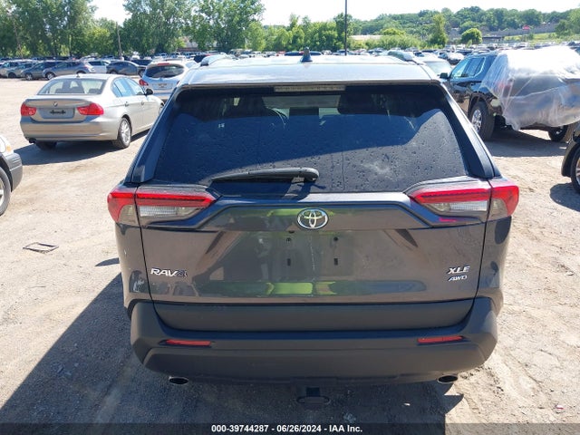Toyota Rav4 Xle 2021 2T3P1RFV1MW220512 Image 16