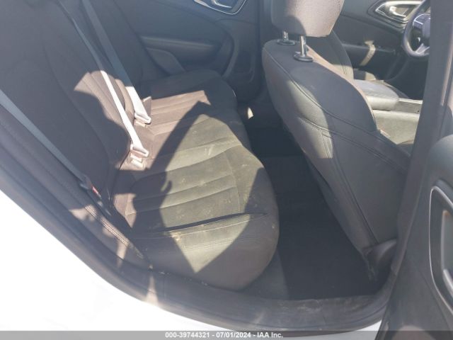1C3CCCAB9GN116840 Chrysler 200 Limited