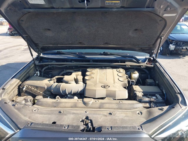 Toyota 4RUNNER SR5 2020 JTEZU5JR1L5215802 Image 10