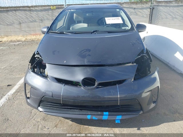 Toyota Prius Two 2015 JTDKN3DUXF1992871 Image 13
