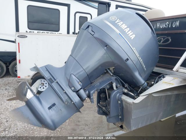 2015 XPRESS 2015 JBC85226E515      Photo 9