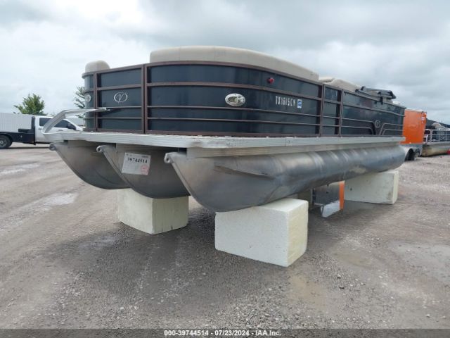 2015 XPRESS 2015 JBC85226E515      Photo 1