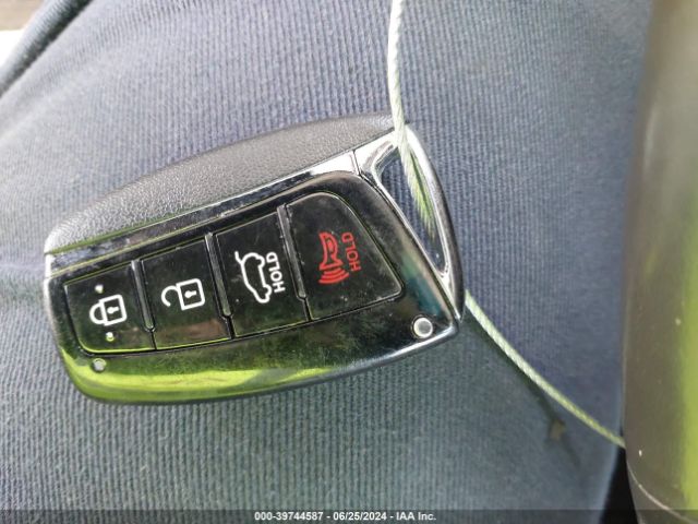 KM8SRDHF8FU124318 Hyundai Santa Fe Gls
