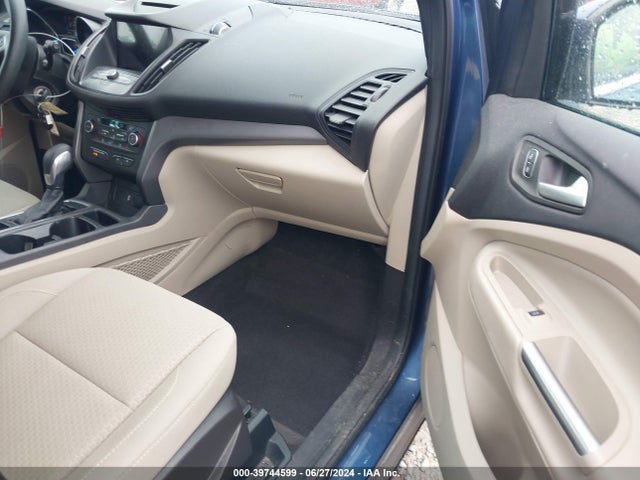 Ford ESCAPE SE 2018 1FMCU9GD4JUC26935 Image 5