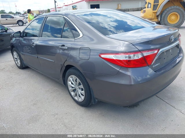 Toyota CAMRY LE 2015 4T1BF1FK9FU931955 Image 3