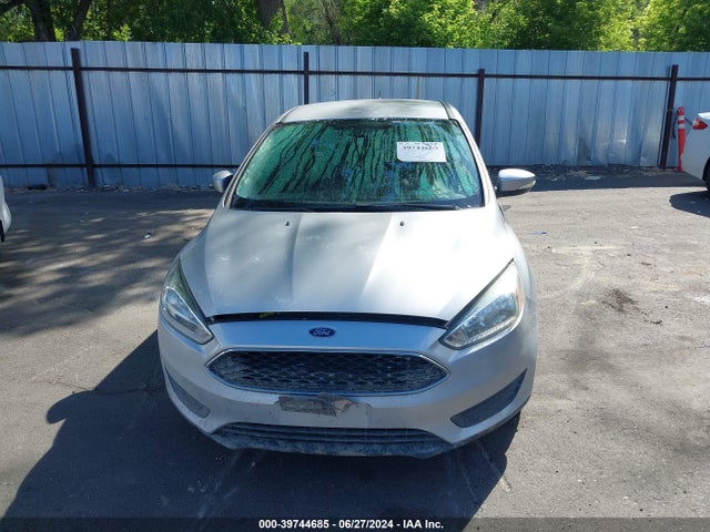 Ford FOCUS SE 2017 1FADP3K2XHL205533 Image 12
