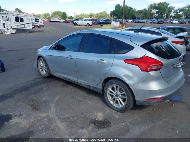 Ford FOCUS SE 2017 1FADP3K2XHL205533 Image 3