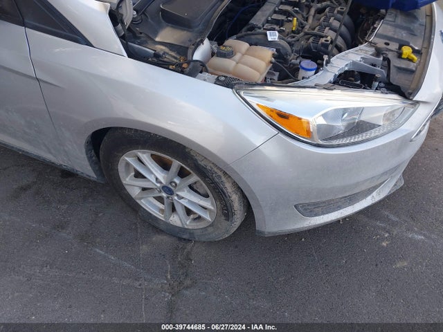 Ford FOCUS SE 2017 1FADP3K2XHL205533 Image 6