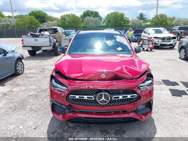 W1N4N4GB1PJ448195 Mercedes-Benz GLA 250