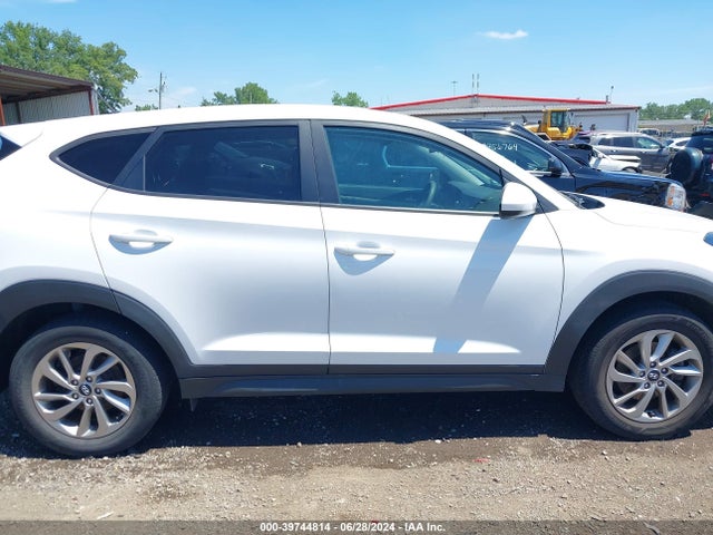 Hyundai TUCSON SE 2018 KM8J23A48JU825372 Image 13
