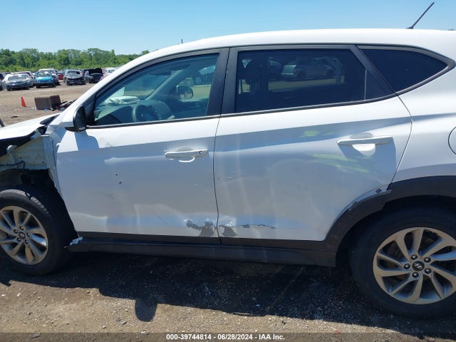 Hyundai TUCSON SE 2018 KM8J23A48JU825372 Image 14