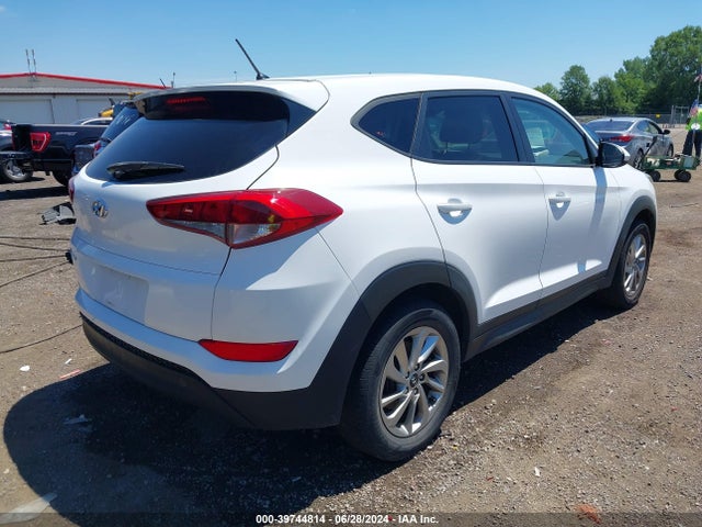 Hyundai TUCSON SE 2018 KM8J23A48JU825372 Image 4