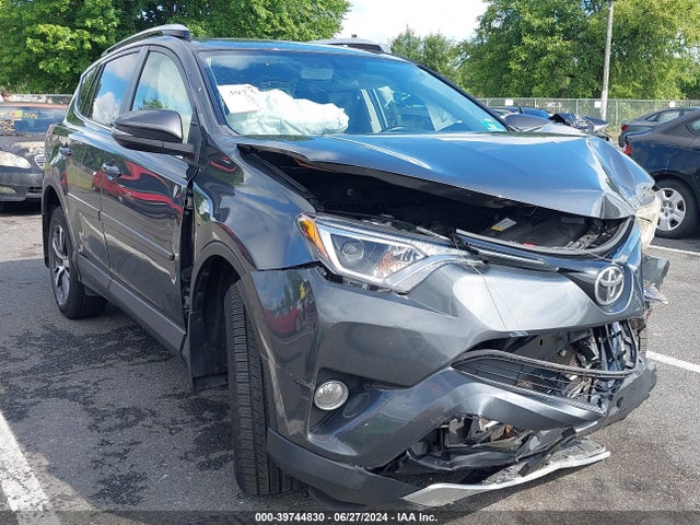 Toyota Rav4 Xle 2016 JTMRFREV0GD190562 головне зображення
