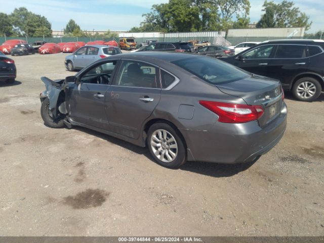1N4AL3AP1HC481823 Nissan Altima 2.5 S