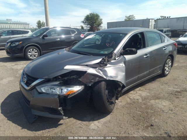 1N4AL3AP1HC481823 Nissan Altima 2.5 S