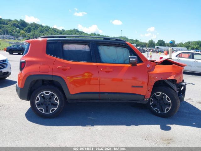 ZACCJBCT1FPB41352 Jeep Renegade Trailhawk