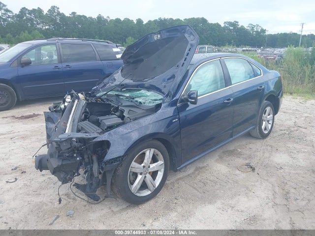 1VWAT7A31FC095508 Volkswagen Passat 1.8t Limited Edition