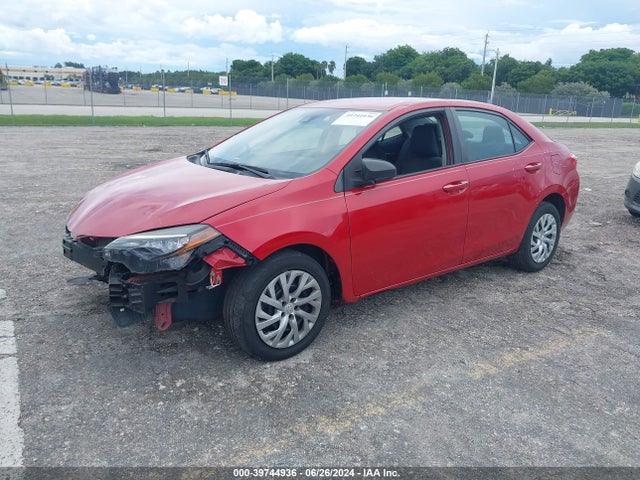 Toyota COROLLA LE 2017 2T1BURHE3HC806823 Image 2