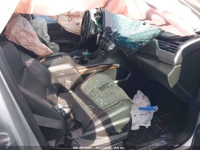 Chevrolet Tahoe Lt 2018 1GNSKBKC1JR359870 Image 5