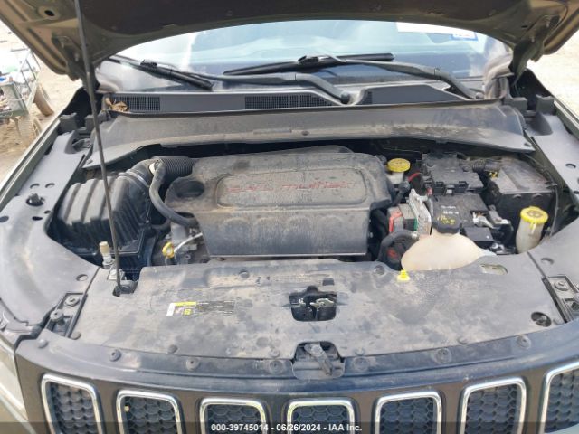 3C4NJCBBXHT668955 Jeep New Compass Latitude Fwd